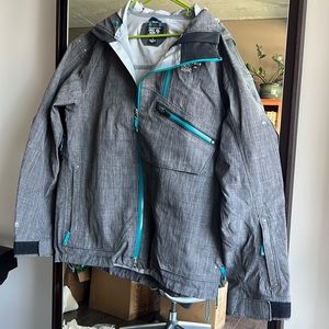 Mountain Hardware ski/snowboard shell